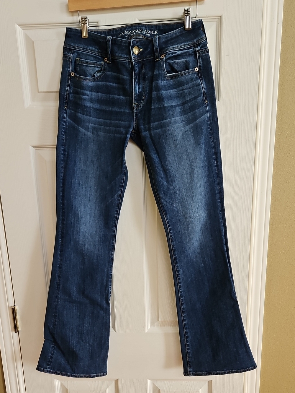 American Eagle Outfitters Kick Boot Jeans Size 8 Regular Womens NWOT